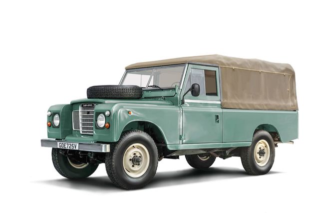 Huvudbild ITALERI 1:24 Land Rover 109 LWB
